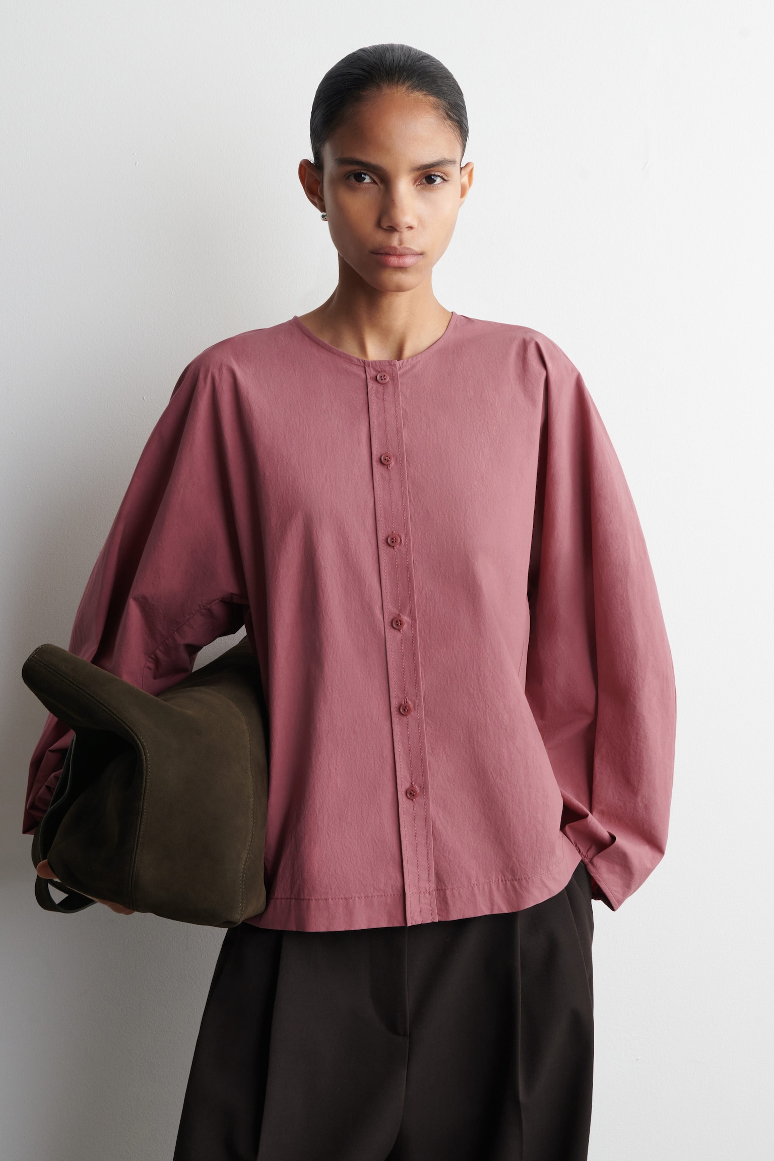 GATHERED PIMA COTTON BLOUSE
