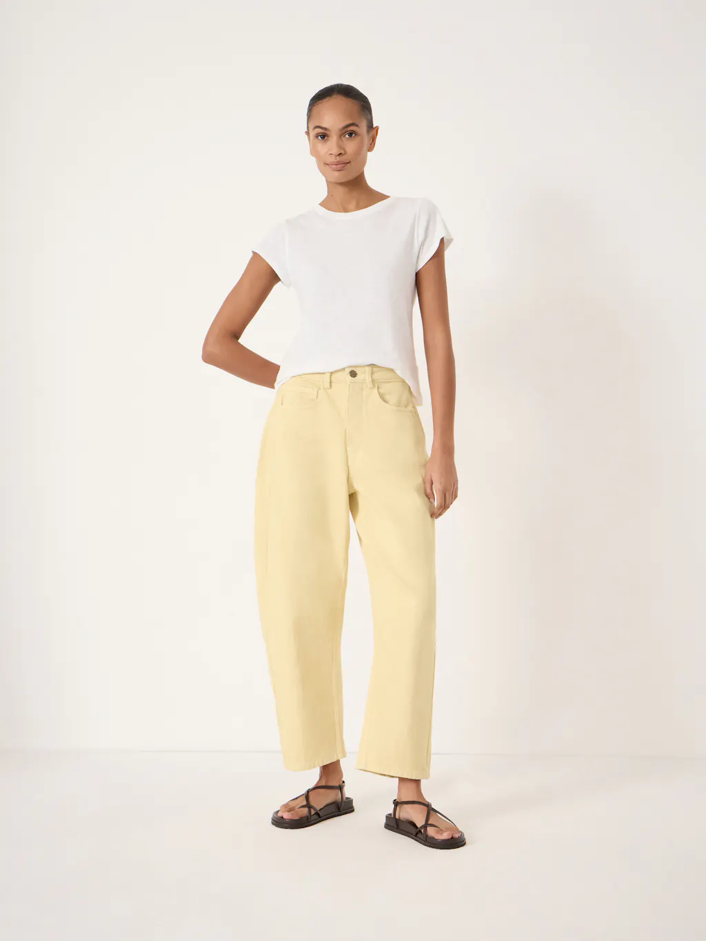 Cordelia Barrel Leg Jeans