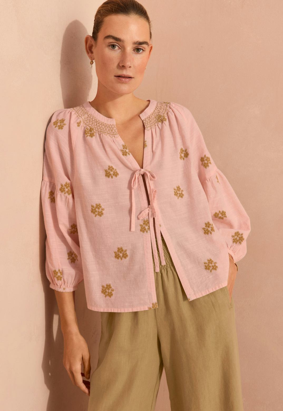 Clip jacquard blouse