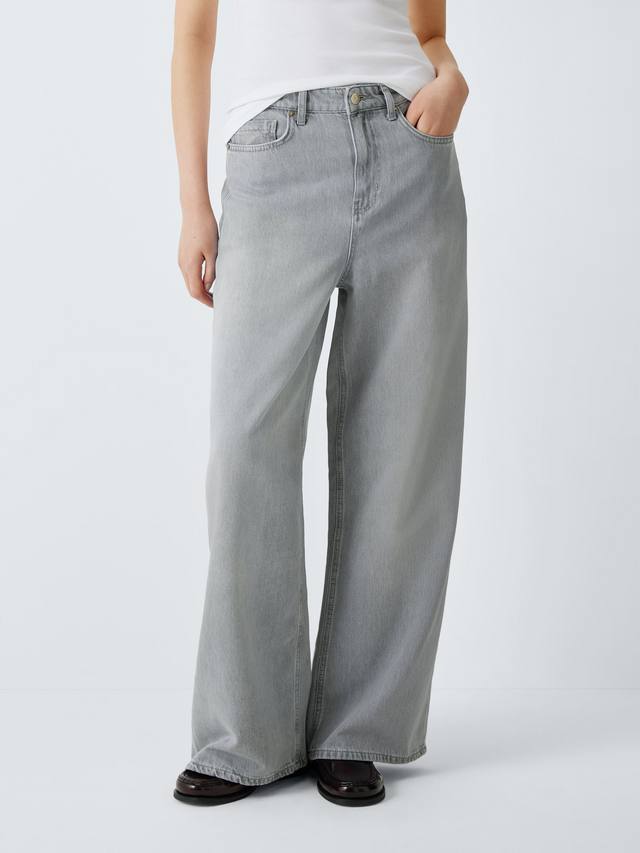 Relaxed Straight Leg Slouchy Jeans