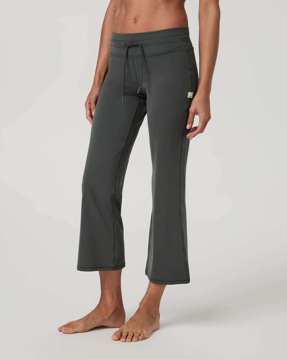 Daily Form Ankle Pant