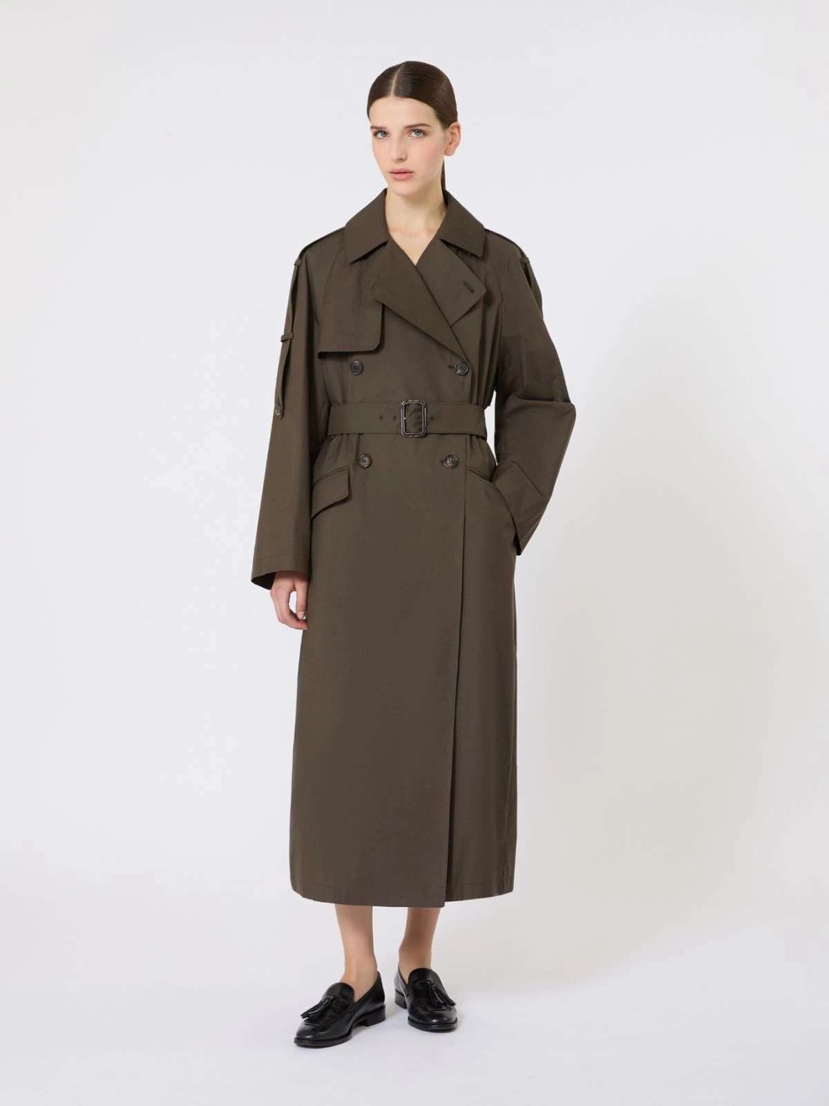 Wide water-repellent twill trench coat
